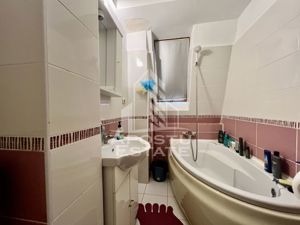 Apartament pe 2 niveluri, 3 camere, 2 bai, lift, zona Lunei - imagine 10