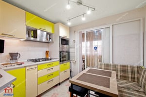 Apartament renovat, doua camere decomandate, etaj 4 din 4, IC Frimu