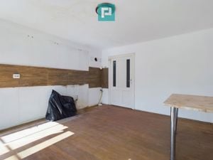 Casă de vânzare cu 4 camere în Pâncota central - imagine 10