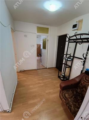 Apartament cu 3 camere decomandate si pivnita in Sibiu - imagine 5