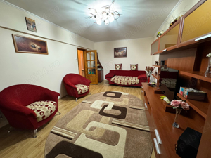 Vand apartament 2 camere - imagine 2