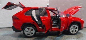 Macheta Metal Toyota Rav 4 scara 1.24