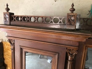 Dulap antic cu vitrină - imagine 2