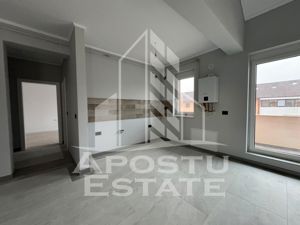 Penthouse cu scara interioara 3 camere si 2 bai, Giroc. - imagine 3