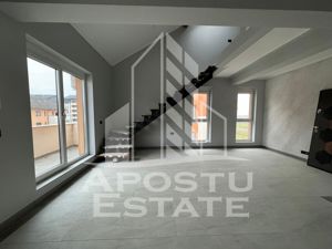 Penthouse cu scara interioara 3 camere si 2 bai, Giroc. - imagine 2