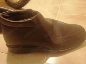 Vând ghete bărbătești