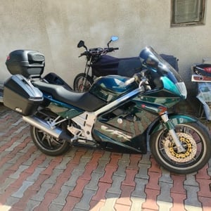 Honda vfr750 - imagine 2