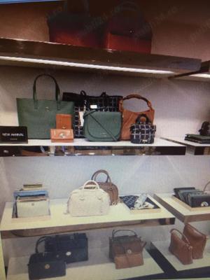 Polițe    rafturi noi