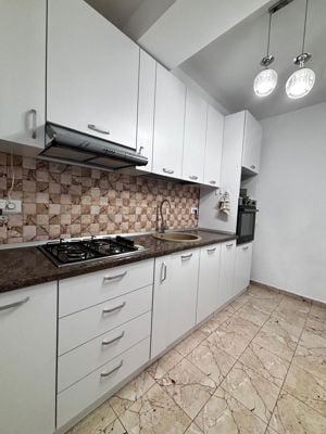 CASA 4 CAMERE - PRELUNGIREA GHENCEA, PARCARE INCLUSA, GRADINA 100 MP - imagine 7