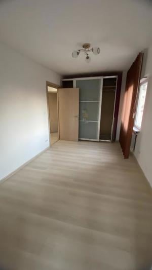 Apartament 4 camere cu centrala proprie in zona Lujerului, Militari - imagine 12