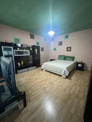 Casa cu 2 camere , beci si gradina in Reghin zona Piata Mica!! - imagine 8