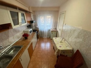 Apartament de inchiriat, 2 camere decomandate, 53 mp, zonă ultracentrală - imagine 4