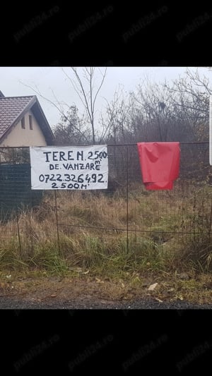 Teren de vănzare 2.500 m