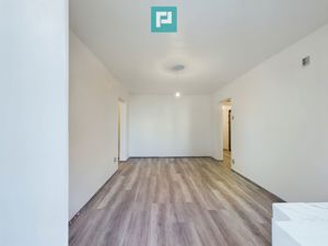 Apartament 3 camere pe str Hateg in Vlaicu - imagine 2