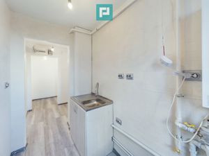 Apartament 3 camere pe str Hateg in Vlaicu - imagine 14