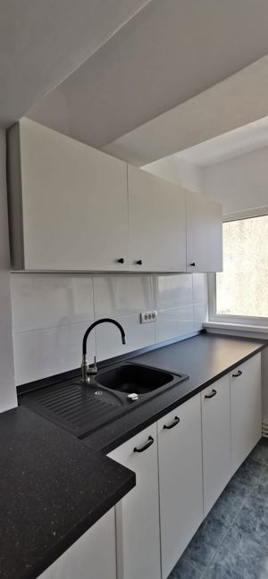 De inchiriat apartament cu 2 camere, decomandat, zona Gara - imagine 2