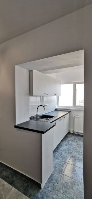 De inchiriat apartament cu 2 camere, decomandat, zona Gara - imagine 5