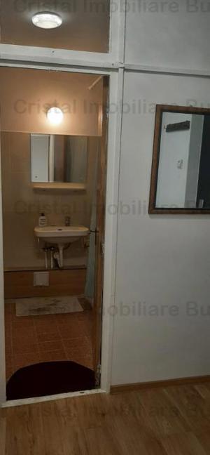 Garsoniera 350 EUR zona Berceni - imagine 12