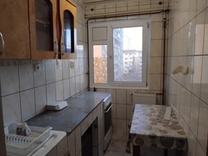 Se ofera spre vanzare apartament 2 camere ,et 4 ,zona Ostroveni ,Rm  valcea - imagine 2