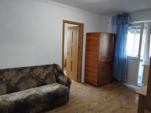 Se ofera spre vanzare apartament 2 camere ,et 4 ,zona Ostroveni ,Rm  valcea - imagine 5