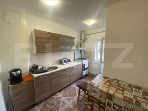 Apartament 2 camere ,45mp, etaj 1, centrala termica, 1 mai - imagine 4