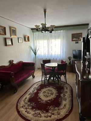 Ag BRASADAS vinde apartament cu 3 cam Piata Unirii etaj 2. - imagine 5