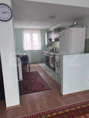 Apartament 3 camere, 56 mp utili , central in Ludus, Mures - imagine 4