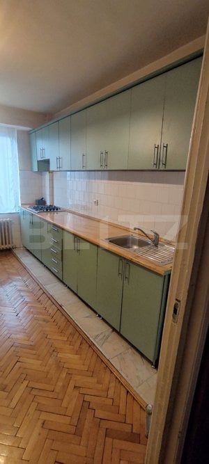 Apartament cu 3 camere, 75 mp, etaj intermediar, zona-Nufarul  - imagine 3