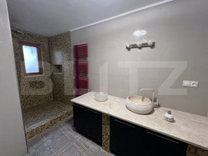 Casă cu 7 camere, 170 mp si 1400 mp teren, zona-Botizului - imagine 7