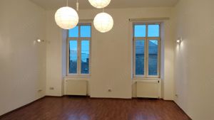 Apartament in cladire istorica zona Modern - imagine 8