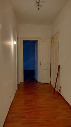 Apartament in cladire istorica zona Modern - imagine 12