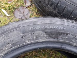 Vand 2 cauciucuri de vara Hankook 195/55 R16 - imagine 10