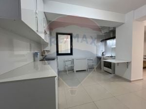 Apartament 2 camere de închiriat vedere frontala la mare Mamaia Nord - imagine 4