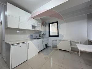 Apartament 2 camere de închiriat vedere frontala la mare Mamaia Nord - imagine 5