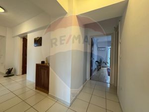 Închiriez apartament cu 4 camere, 112 mp, Bd. Decebal, Pta. Alba Iulia - imagine 13