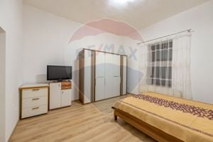 Apartament la casă de închiriat - imagine 8