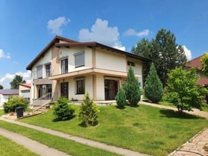 Vând casă unifamilială zona Breytim pe teren de 1360 mp.