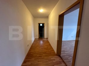 Apartament 3 camere, 61 mp, zona Cetate - imagine 9