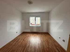 Apartament 3 camere, 61 mp, zona Cetate - imagine 3