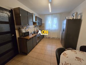 1/2 Duplex Zona Centru, 7 Camere, 310mp Teren - imagine 4