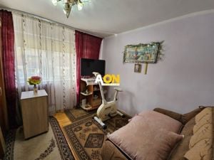 Apartament 3 camere, etaj 1, zona Piata Cetate - imagine 9