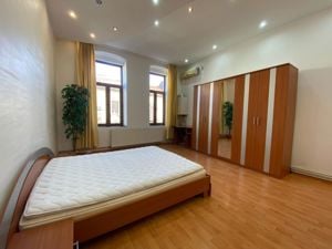 De închiriat apartament ultracentral - Str. Crișan - COMISION 0%