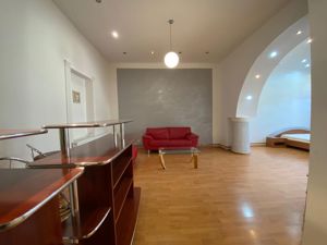 De închiriat apartament ultracentral - Str. Crișan - COMISION 0% - imagine 3