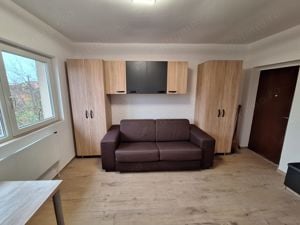 220 euro.!!! Garsoniera Et 1 Zona Ronat - imagine 2