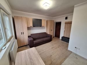 220 euro.!!! Garsoniera Et 1 Zona Ronat - imagine 1