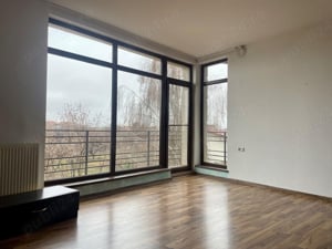 Închiriez apartament cu 2 camere, la vila 