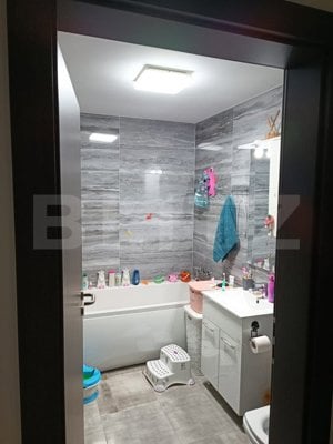 Apartament 3 camere, 65 mp, zona mall Retail Park - imagine 2