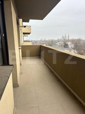 Apartament 3 camere, zona  Mihai Bravu