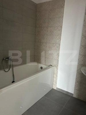 Apartament 3 camere, zona  Mihai Bravu - imagine 4