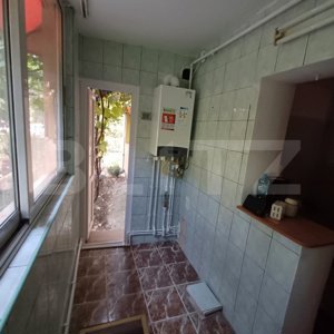 Apartament 3 camere decomandate, Rovine zona Bacriz/Parculet - imagine 5